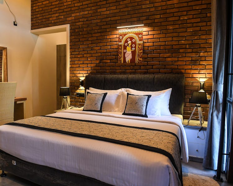 Deluxe Double Room with Balcony